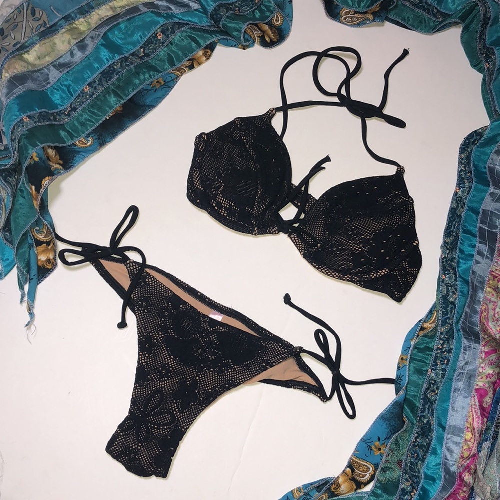 Women’s Victoria’s Secret Bikini S